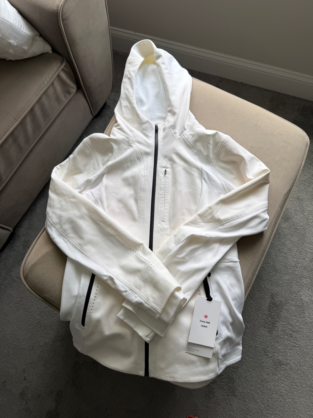 NWT lululemon Cross Chill Jacket Size 12 in White